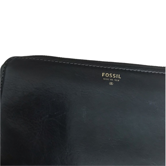 Fossil Black Leather Zip Wristlet Wallet - Picture 6 of 11
